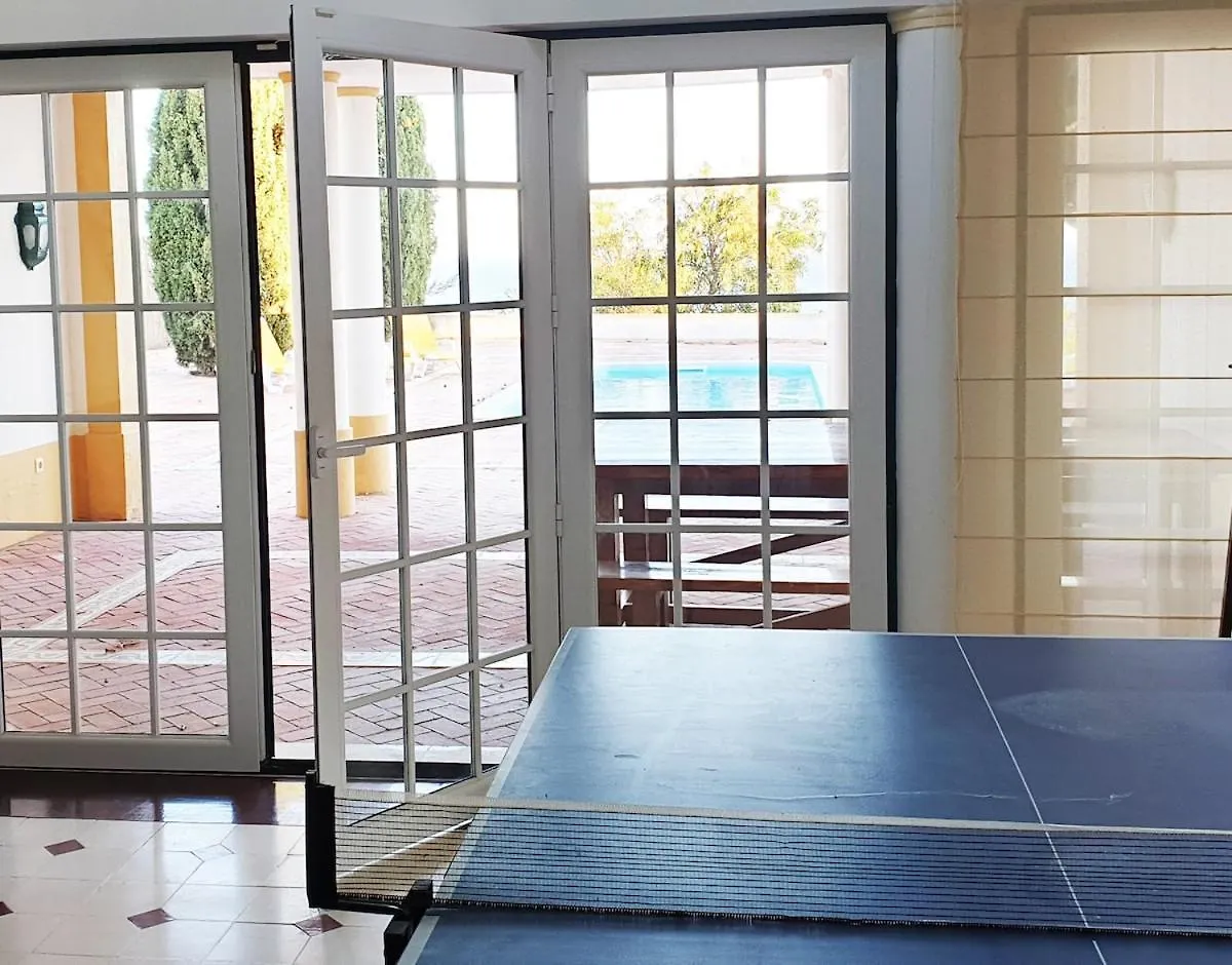 הקונטקטים של Casa Da Vigia - Waking Up In Front Of The Sea